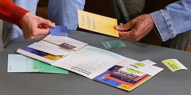 List of print products included in the Large MOO Sample Pack with their size and specs