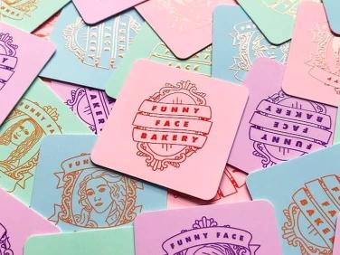 Bakery business cards that are just the icing on the cake